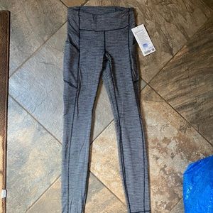 Lululemon Speed Up tight